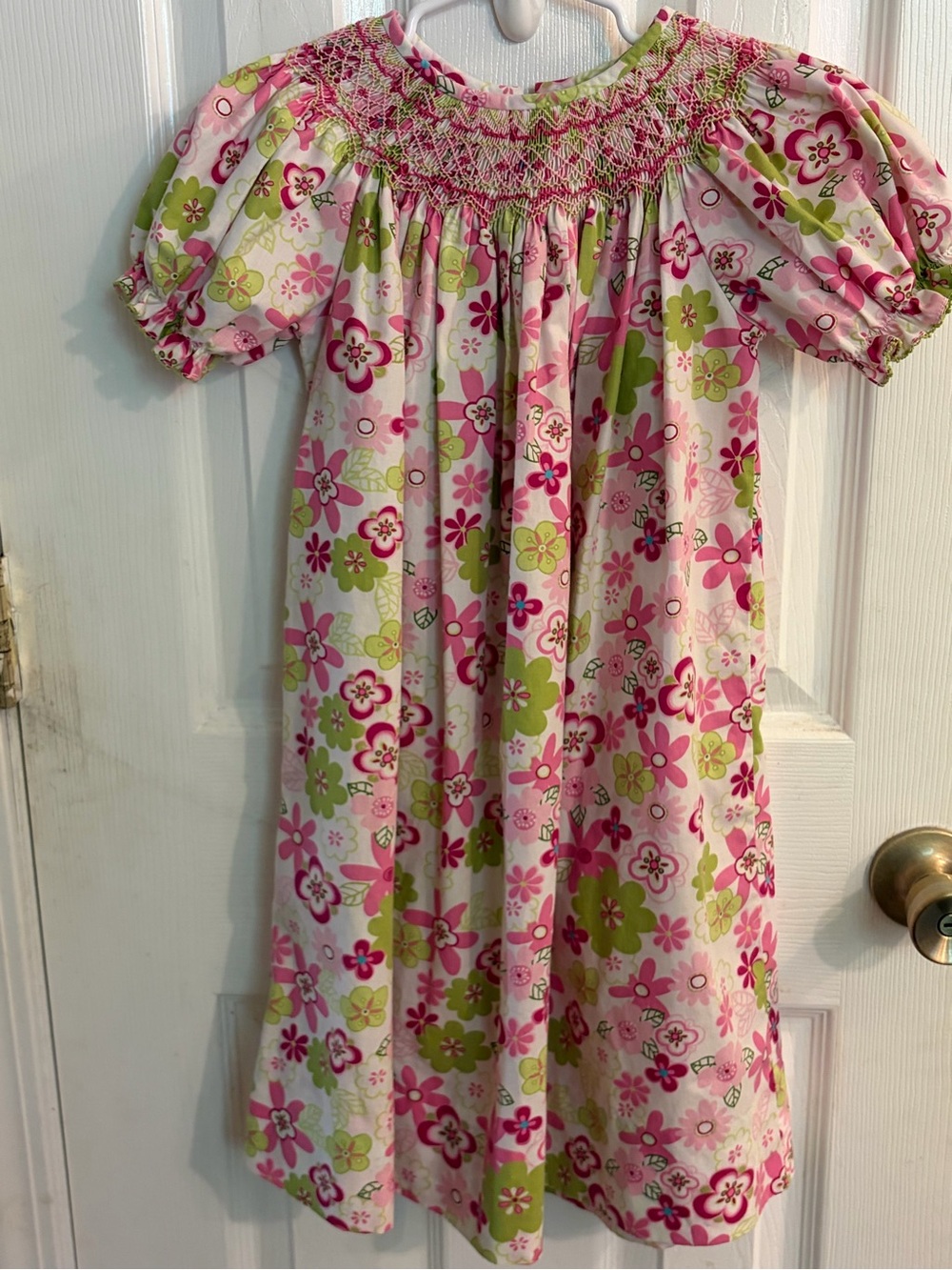 Le' Za Me Girls' Pink, Green & White Beautiful Hand Smocked Bishop Dress Size 4T